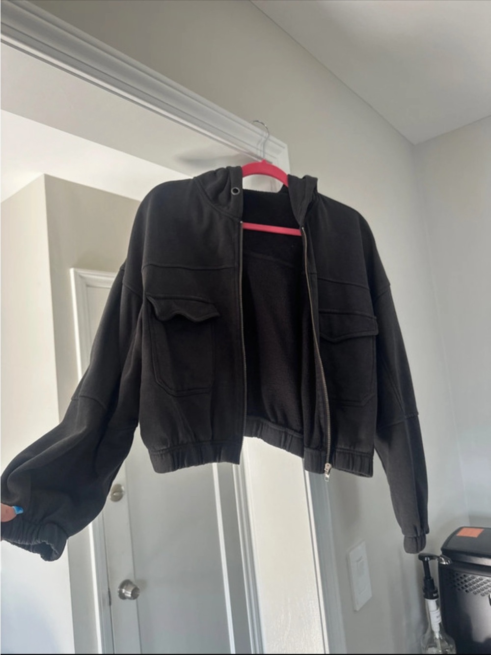 Black Hooded Cropped Jacket - forever 21